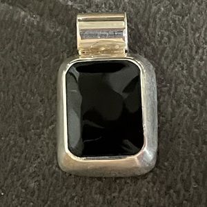 925 Sterling Silver/Onyx Pendant